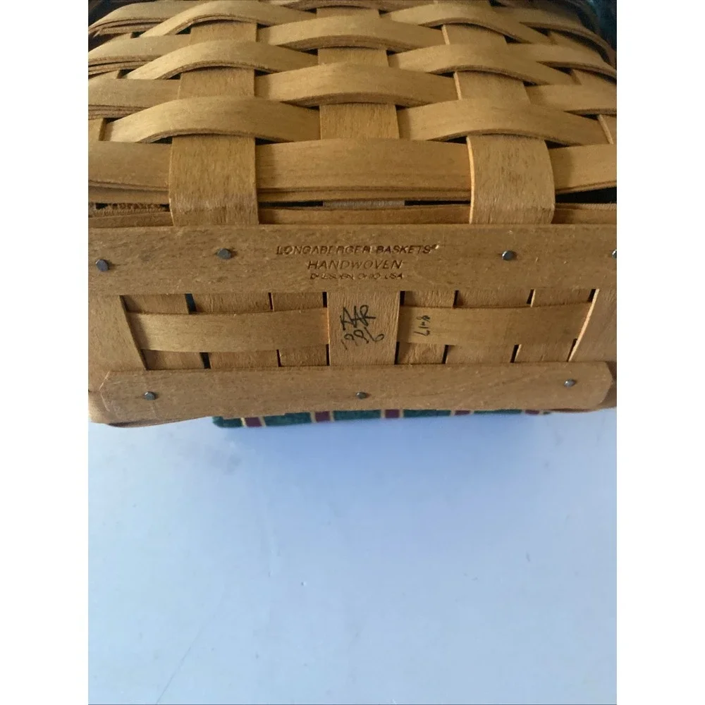 Longaberger Dresden & Company Tour Basket W/ Handle, Padded top & Handle 1996